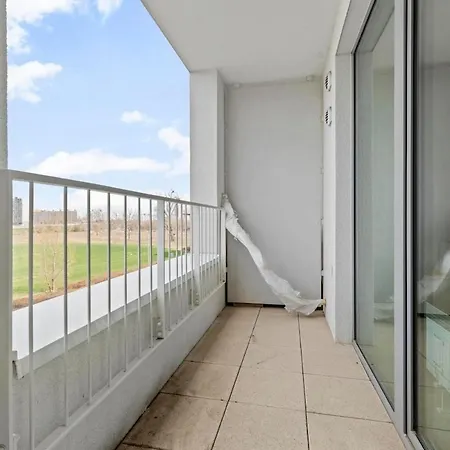 公寓 Slnecnice 1-bedroom On Floor 3 With Parking By Skyviews